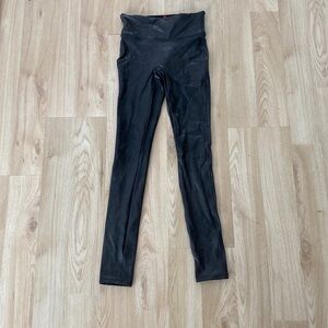 Spanx faux leather look legging. Size XS